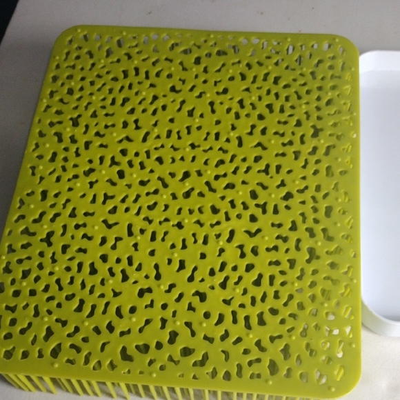 Green Drying Rack with White Tree Accessory - Picture 10 of 15